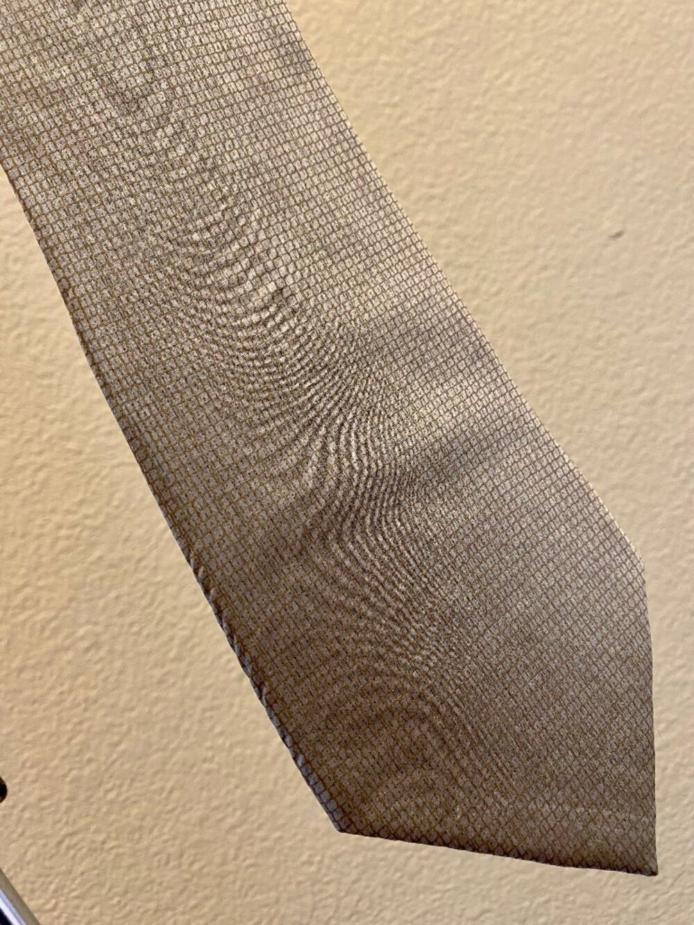 DKNY Necktie 57"